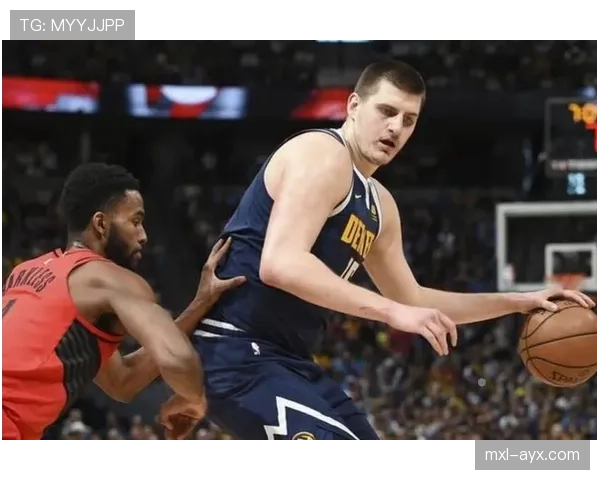 诺维茨基挡拆拉开空间助攻，对比时代内线投射变化